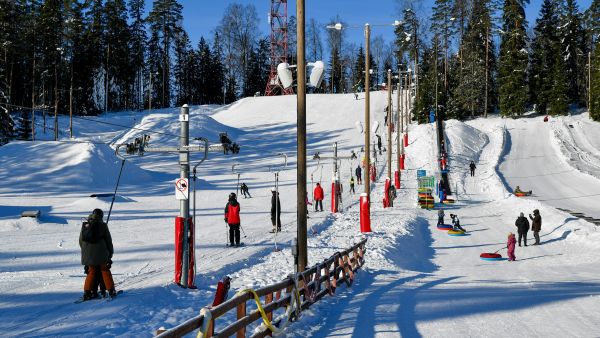 Ski all mountain : découvrez le compromis gagnant de l'hiver